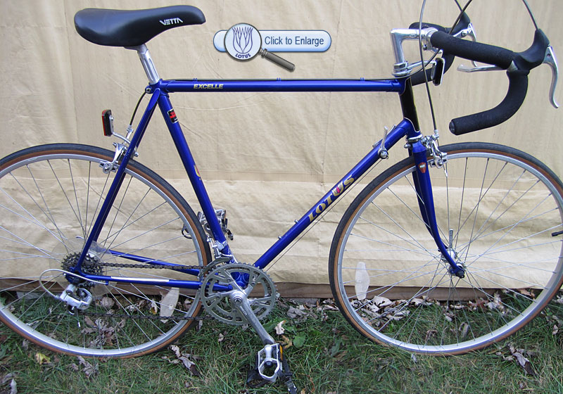 1986 Lotus Excelle in Electric Blue